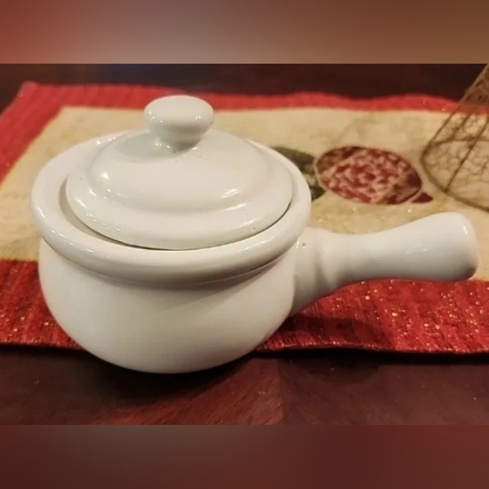 Vintage Rowoco White Porcelain French Onion Soup Cook ‘N Serve Serving Crock